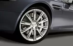   Aston Martin Rapide - 2010