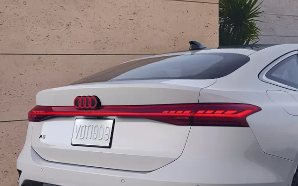   Audi A6 Sportback e-tron US-spec - 2025