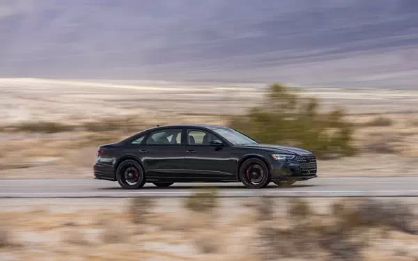   Audi S8 US-spec - 2022