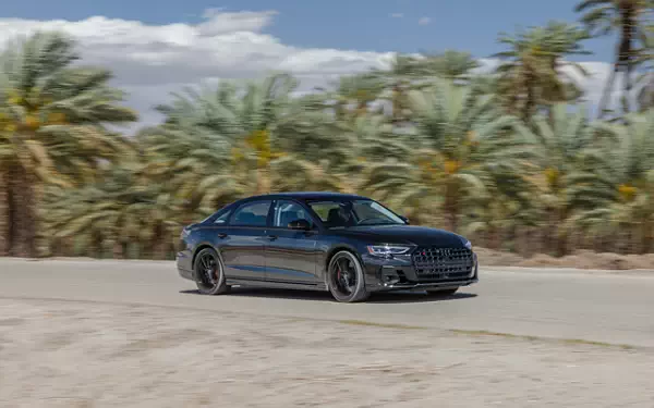   Audi S8 US-spec - 2022