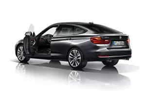   BMW 3 Series Gran Turismo Sport Line - 2013