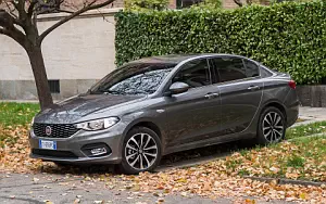   Fiat Tipo - 2015