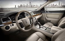   Lincoln MKS - 2009