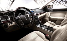   Lincoln MKS - 2009