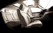   Lincoln MKS - 2009