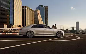   Mercedes-Benz S-class AMG Line US-spec - 2020
