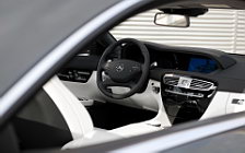  Mercedes-Benz CL63 AMG - 2010