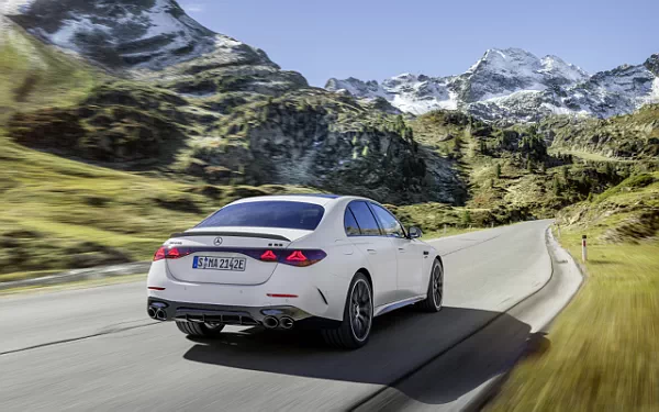 ���� ���������� Mercedes-AMG E 53 HYBRID 4MATIC+ - 2024