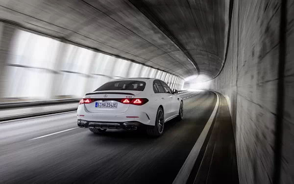 ���� ���������� Mercedes-AMG E 53 HYBRID 4MATIC+ - 2024