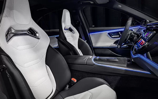 ���� ���������� Mercedes-AMG E 53 HYBRID 4MATIC+ - 2024