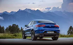   Mercedes-Benz GLC 250 4MATIC Coupe AMG Line - 2016