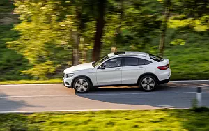   Mercedes-Benz GLC 350 e 4MATIC Coupe - 2016