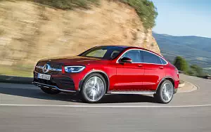   Mercedes-Benz GLC 300 4MATIC Coupe AMG Line - 2019