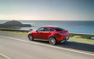   Mercedes-Benz GLC 300 4MATIC Coupe AMG Line - 2019