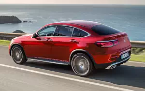   Mercedes-Benz GLC 300 4MATIC Coupe AMG Line - 2019