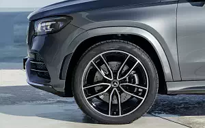 ���� ���������� Mercedes-Benz GLS 580 4MATIC AMG Line - 2019
