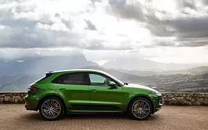   Porsche Macan Turbo (Mamba Green Metallic) - 2019