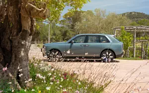   Rolls-Royce Cullinan Captain - 2024