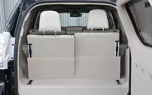   Toyota Land Cruiser 60th Anniversary UK-spec - 2011