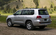   Toyota Land Cruiser 200 US-spec - 2008