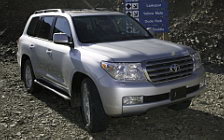   Toyota Land Cruiser 200 US-spec - 2008