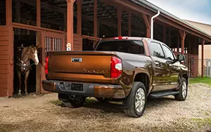   Toyota Tundra CrewMax 1794 Edition - 2014