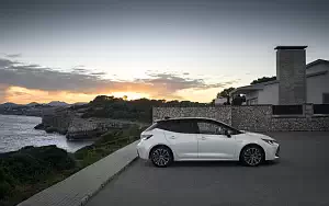   Toyota Corolla Hatchback Hybrid 1.8L - 2019