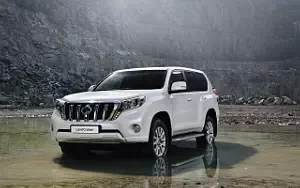   Toyota Land Cruiser Prado - 2013