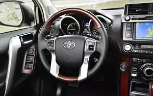   Toyota Land Cruiser Prado - 2013