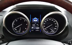   Toyota Land Cruiser Prado - 2013